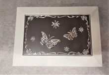 Load image into Gallery viewer, white butterfly trinket box
