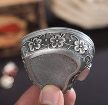 Load image into Gallery viewer, vintage antique heart shaped trinket box