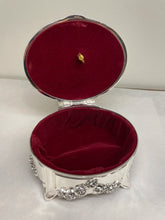 Load image into Gallery viewer, Music Box Antique Rose Trinket Box