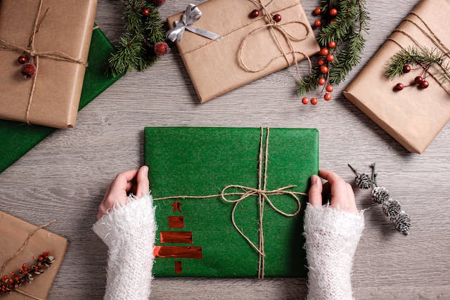Last-Minute Christmas Shopping: Quick Gift Ideas You Can Find on EE Concepts