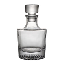 Load image into Gallery viewer, Globe pyramide whiskey deanter
