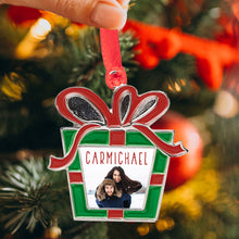 Load image into Gallery viewer, Photo ornament - Present
