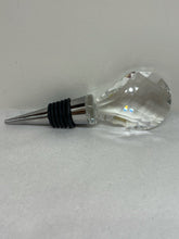 Load image into Gallery viewer, Light bulb shaped wine stopper
